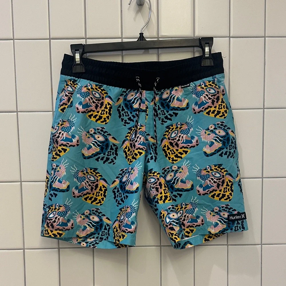 Hurley size Medium (boys 10-12) EUC swim trunks - Picture 2 of 7
